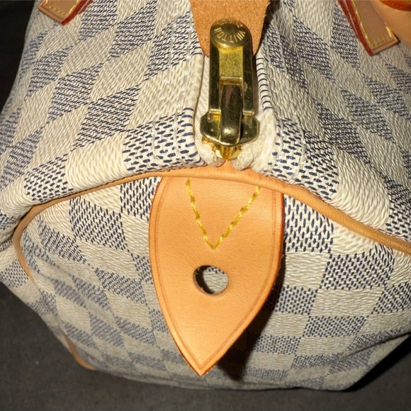 Authentic Louis Vuitton Damier Azure Speedy 30 - Picture 3 of 12
